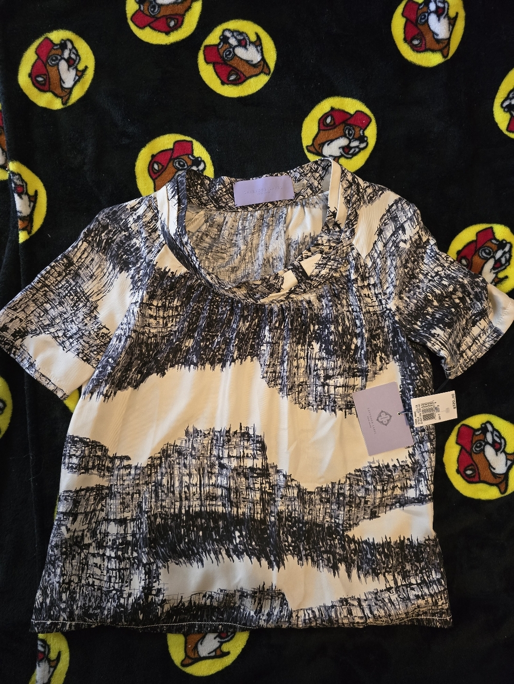 Vera Wang Black and Cream Abstract Print Blouse